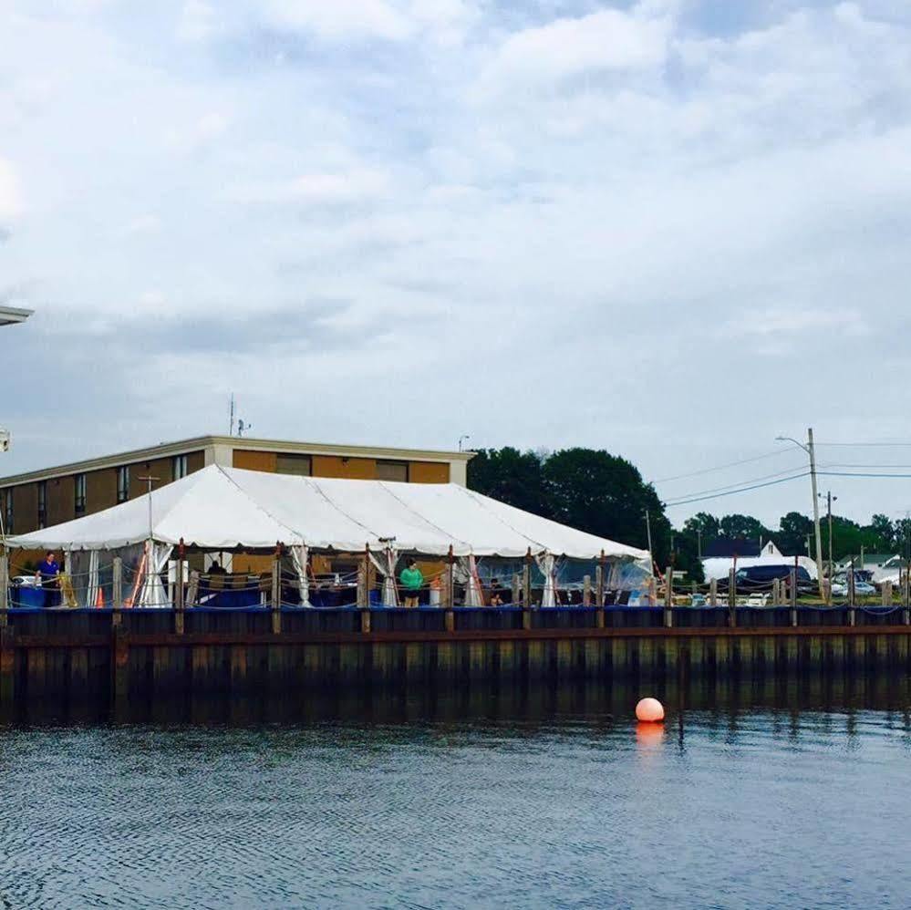 Seaport Resort And Marina Fairhaven ภายนอก รูปภาพ